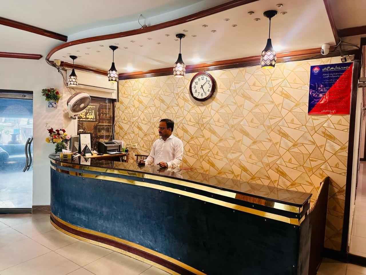 Fiesta Inn Hotel & Resorts Multan Exterior photo