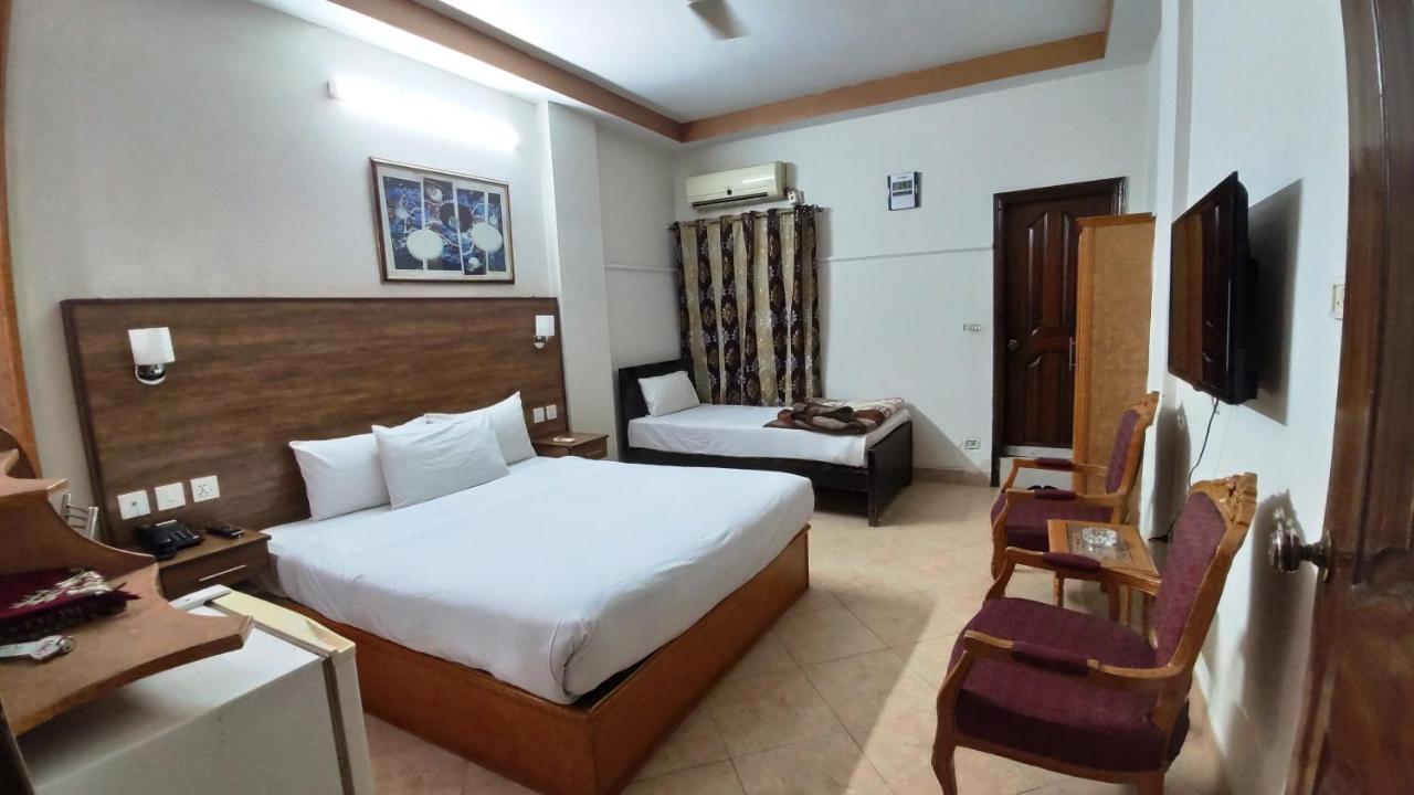Fiesta Inn Hotel & Resorts Multan Exterior photo